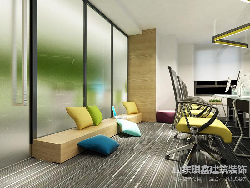 濟(jì)南辦公室裝修使用隔斷有這么多好處？你可能想不到